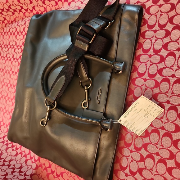 Business Totes - Picture 1 of 12